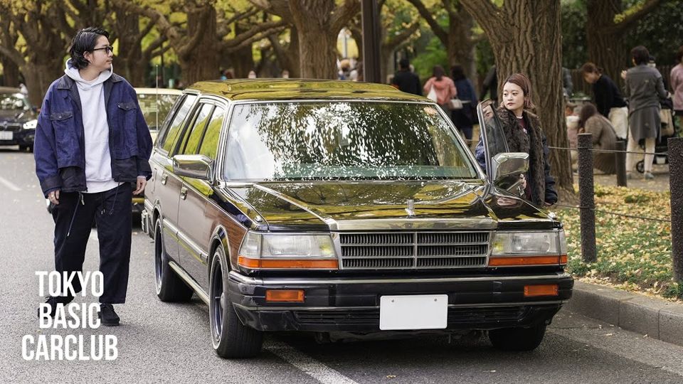 '89 NISSAN GLORIA WAGON